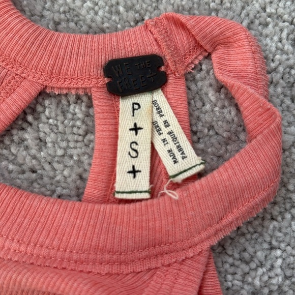 We The Free Coral Halter Tank Top with Cut Out Detail size S - Picture 4 of 7